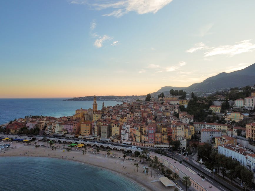 Côte d'Azur beachside village