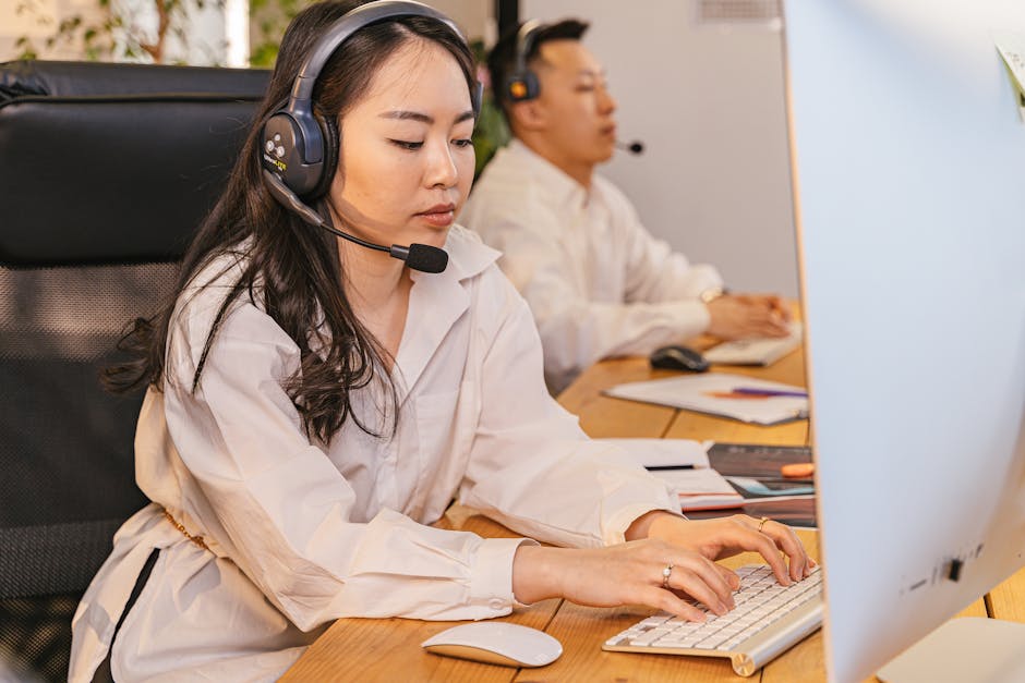 Customer service representative collaborating with AI tools