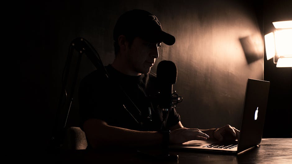 digital creator in spain using laptop