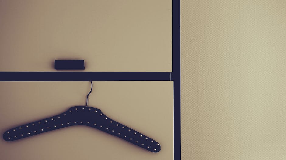 elegant minimalist spanish wardrobe