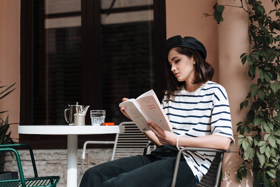 french girl minimalist style cafe