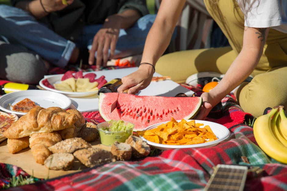 friends enjoying  picnic
