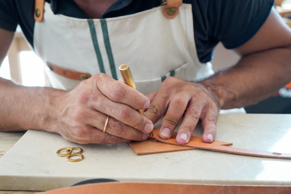 Handmade leather goods from Spain, artisanal workshop