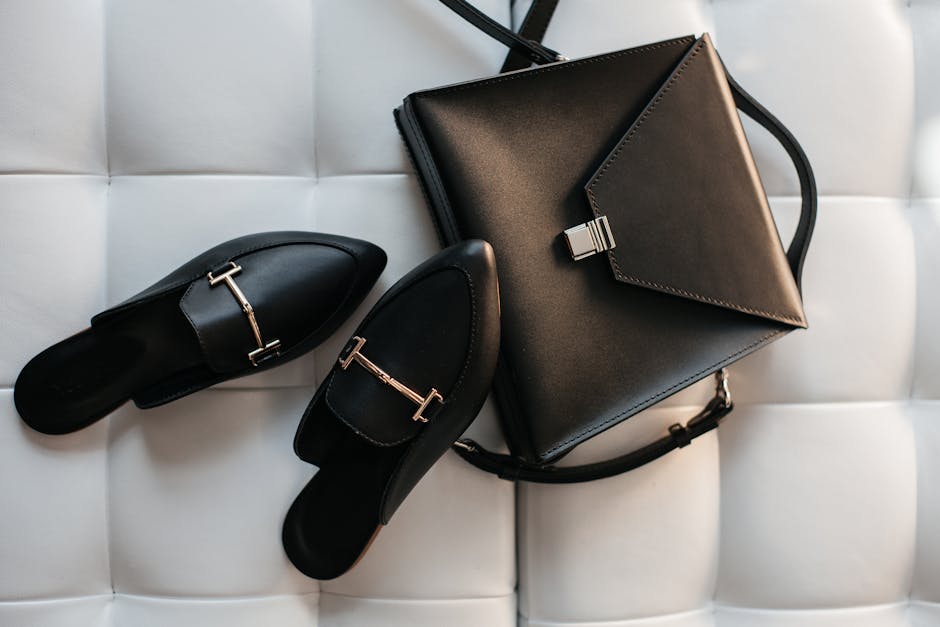 minimalist fashion items