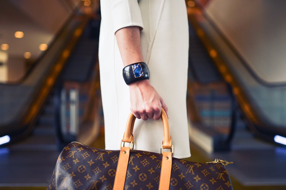 sophisticated fashion woman changing accessories