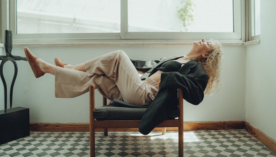 Stylish Spanish woman wearing relaxed blazer linen