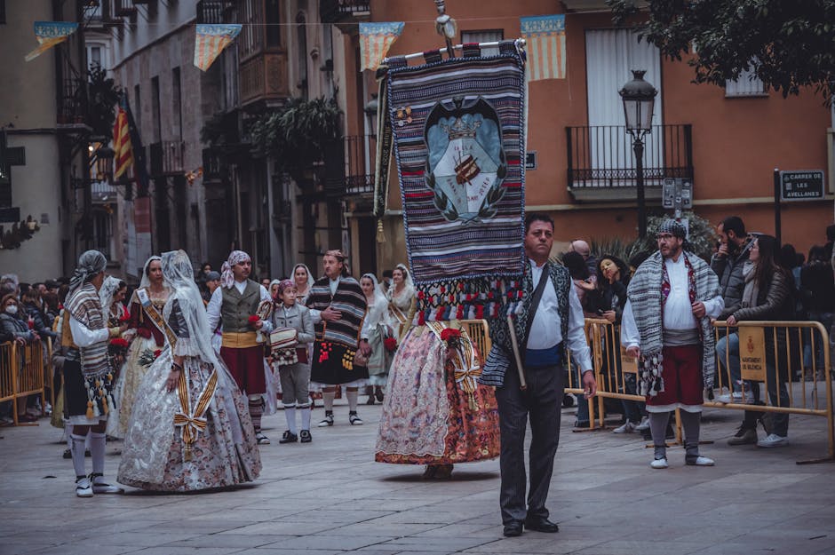 traditional spanish street scene fashion