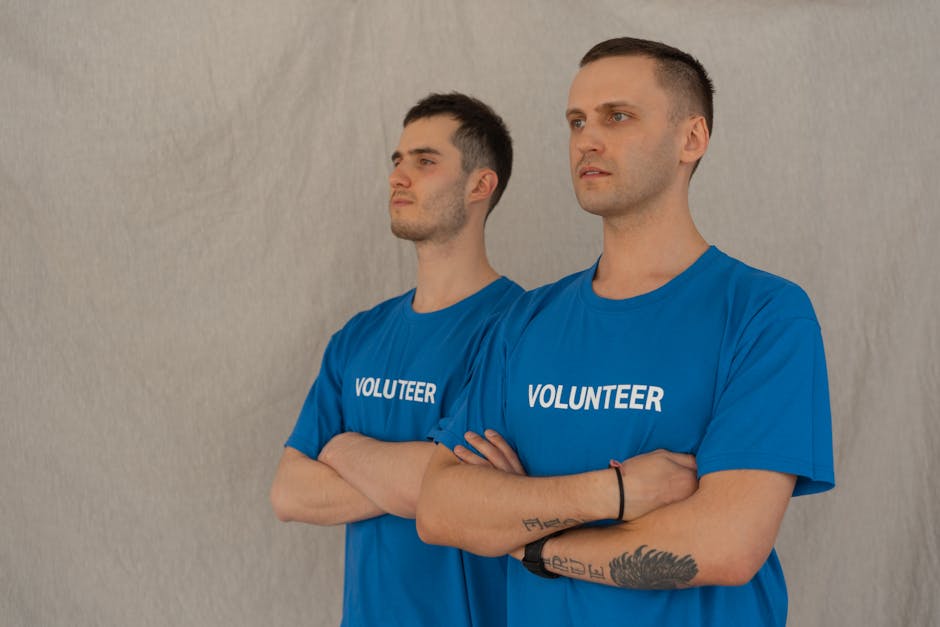 Ukrainian volunteers helping community